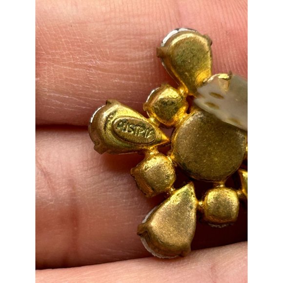 Vintage Made in Austria Clip On Rhinestone Earrings Aurora Borealis Gold Tone - Picture 6 of 7